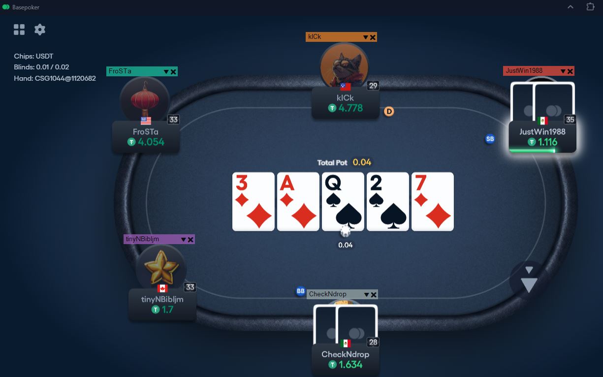 Software de notas de póker para Windows PokerNotesPro durante una sesión de BasePoker